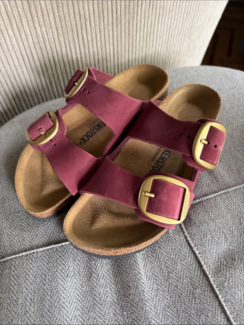 Birkenstock Arizona Two-Strap Sandals in Wine Suede with Brass Buckles - Picture 2 of 6